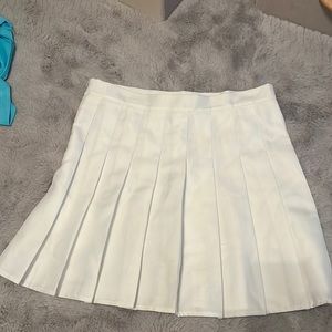White Tennis skirt. Size medium